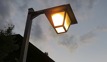 コイト電工 街路灯